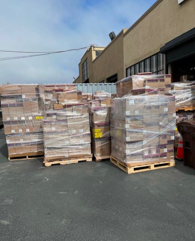 LEGO pallet with 200 assorted factory-sealed LEGO sets for sale in Canada